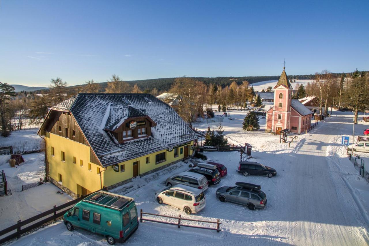 Penzion U Zpěváků Nove Hute Exterior foto