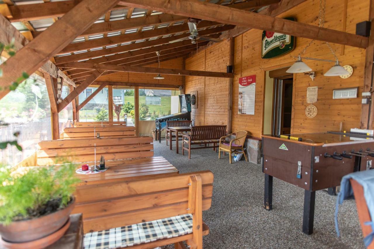 Penzion U Zpěváků Nove Hute Exterior foto