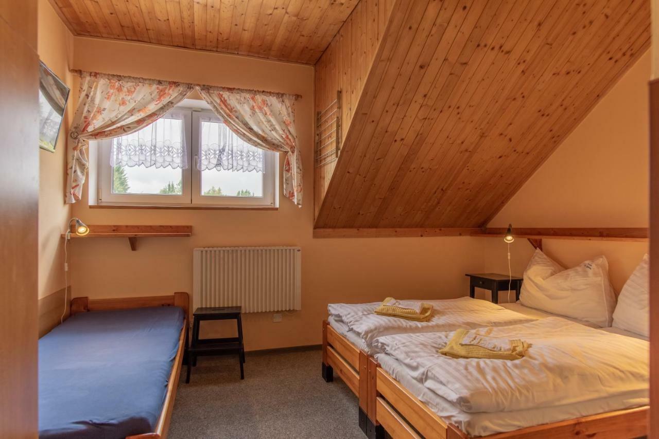 Penzion U Zpěváků Nove Hute Exterior foto