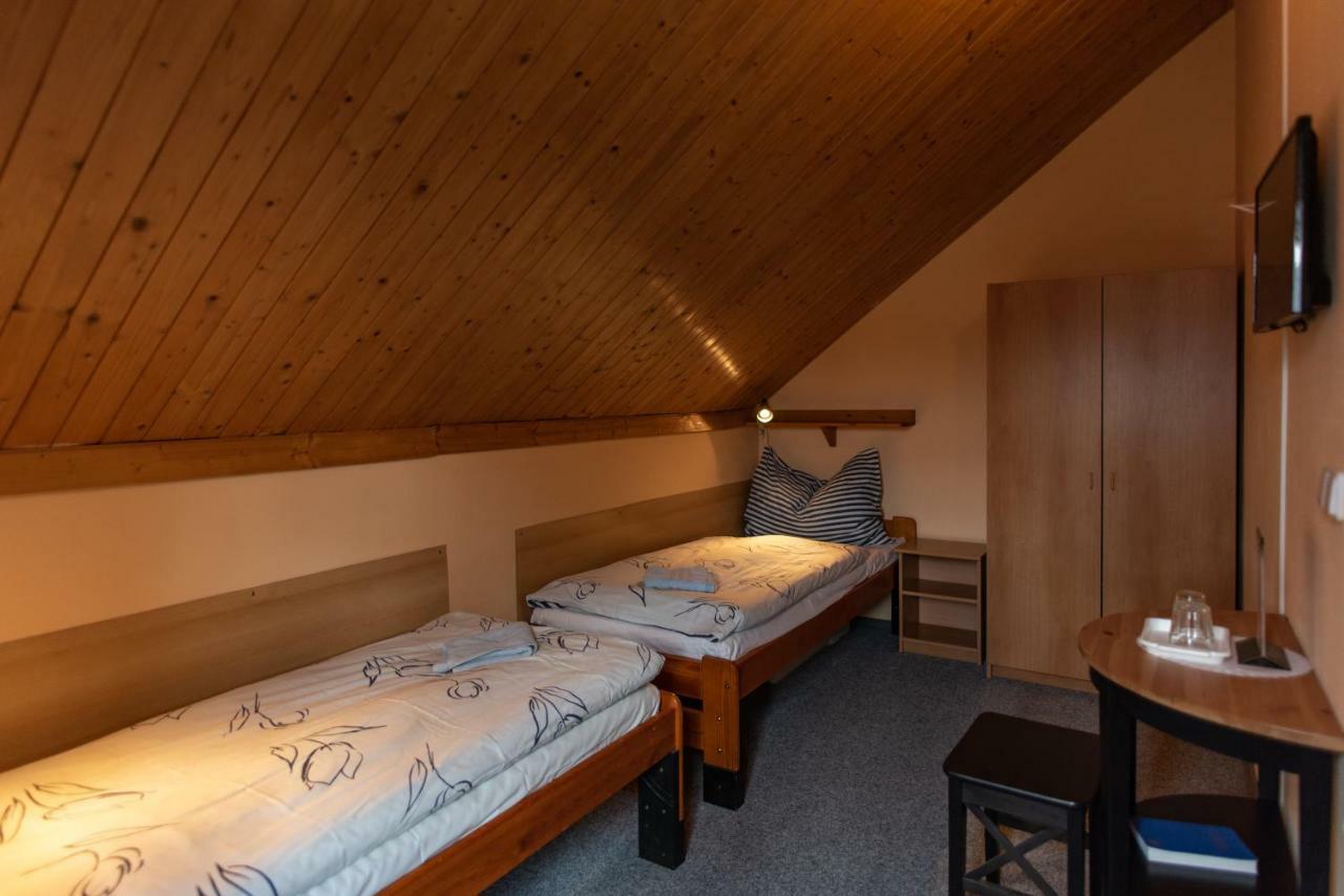 Penzion U Zpěváků Nove Hute Exterior foto